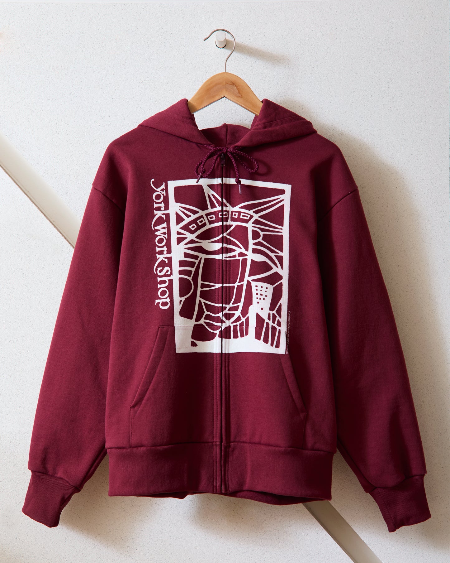 Outline Zip Hoody